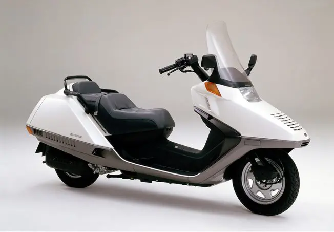 HondaGO BIKE LAB掲載のHonda フュージョン参考画像